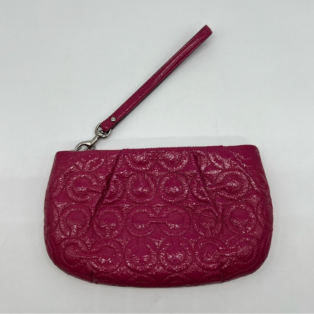 COACH 43229 GRM Fuchsia Pink Patent Leather Large Wallet Wristlet